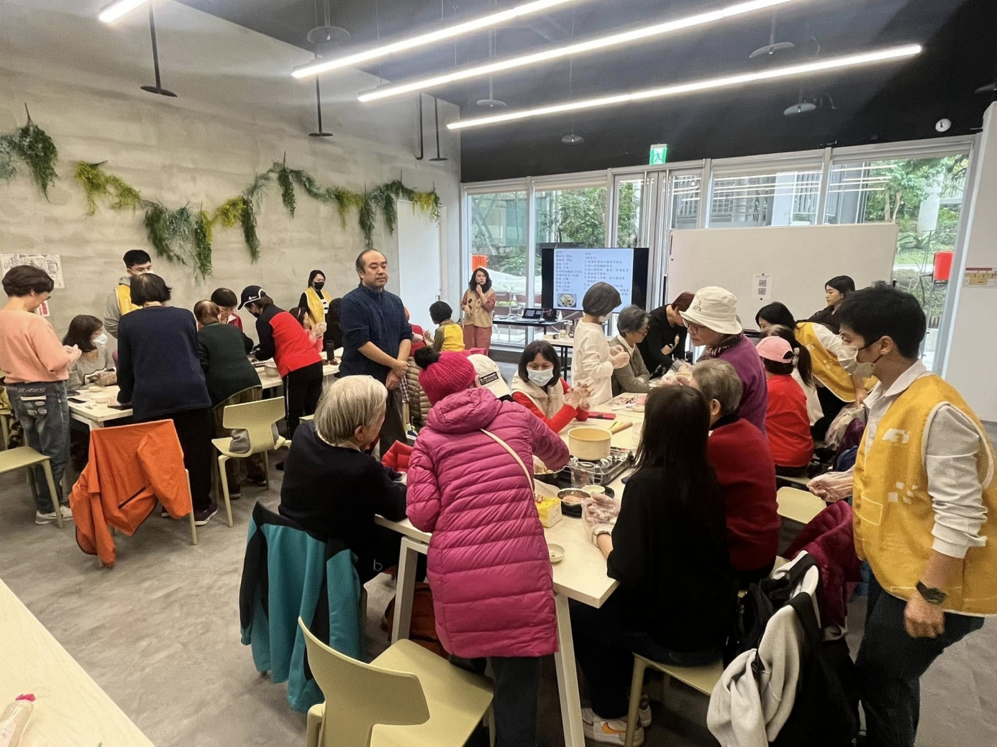 113/11/28養腸護胃新概念+高纖料理