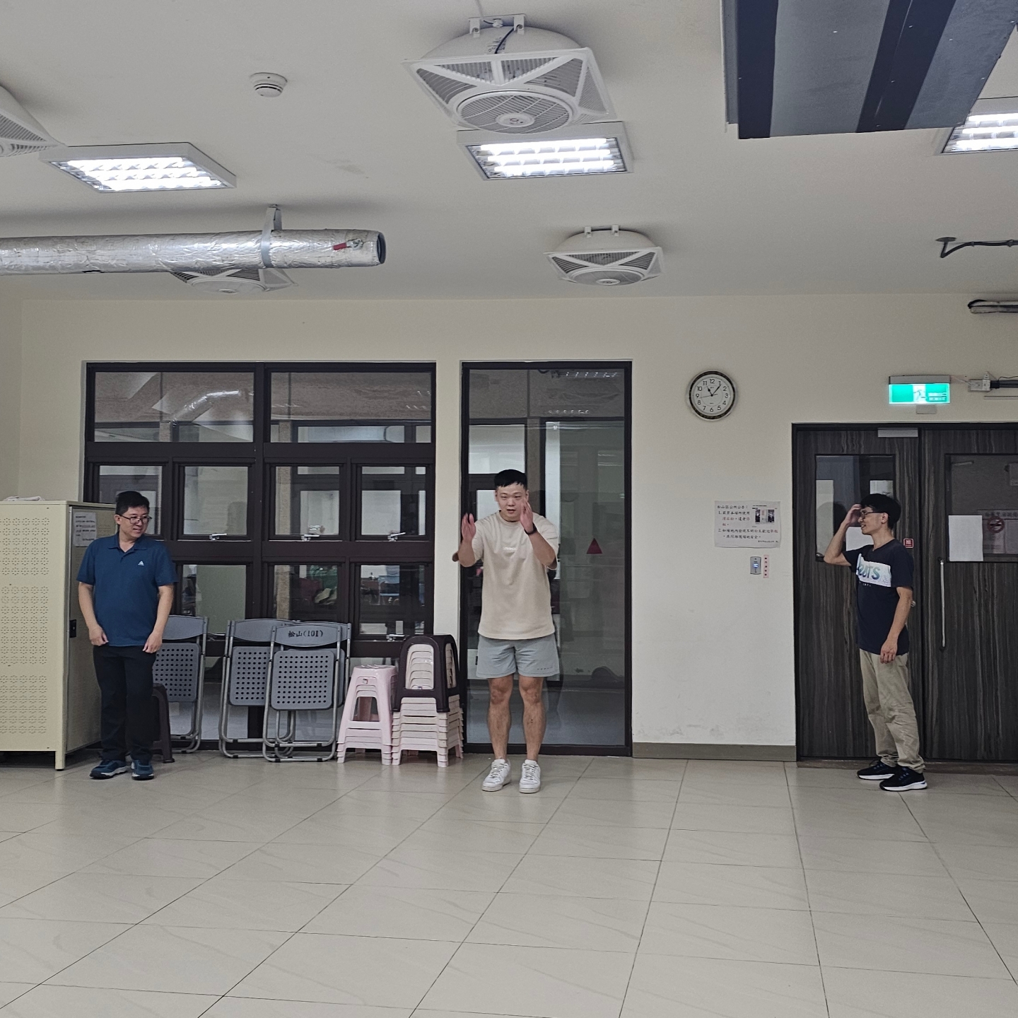 113/10/29銀髮族全身伸展
