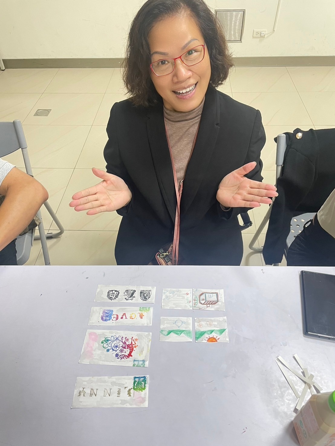 113/11/20水精靈的清潔魔法消失在水中的紙肥皂